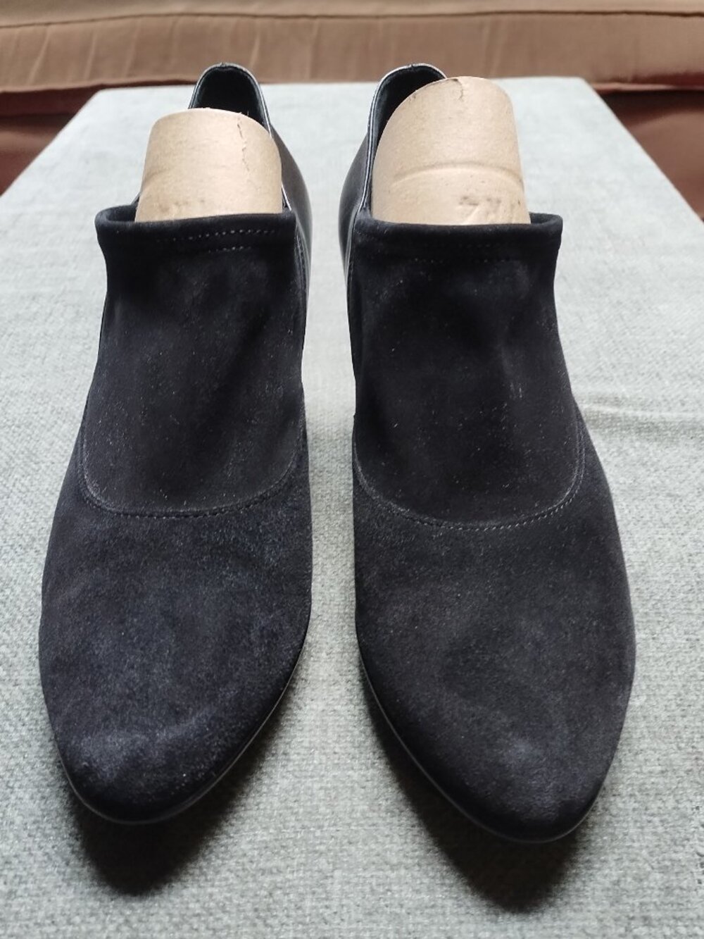 Aquatalia | Black Suede Dress Heels